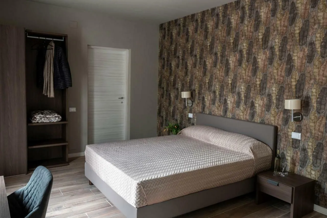Il Biotto - Adults Only Villa Sant'Ambrogio di Valpolicella 0*,  Italy